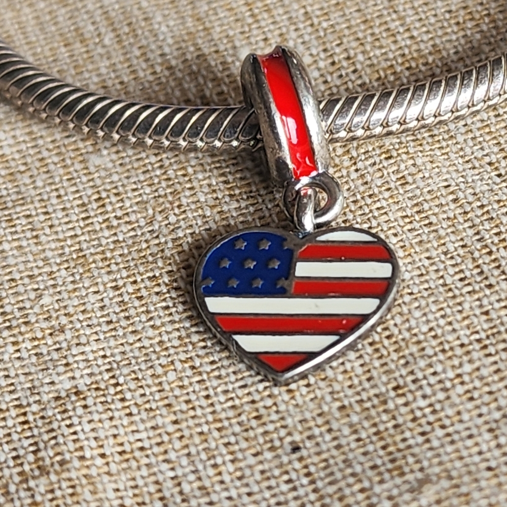Pandora Heart Charm with Flag Design - Picture 4 of 9